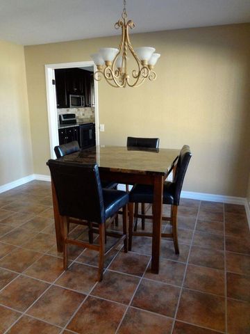 320 Barbaree Drive, El Paso, TX 79912