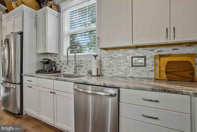 2978 VALLEY VIEW RD, Annapolis, MD 21401