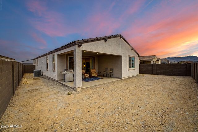 18123 W HIDDENVIEW Drive, Goodyear, AZ 85338