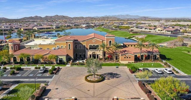 18123 W HIDDENVIEW Drive, Goodyear, AZ 85338