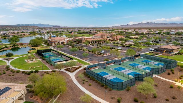18123 W HIDDENVIEW Drive, Goodyear, AZ 85338