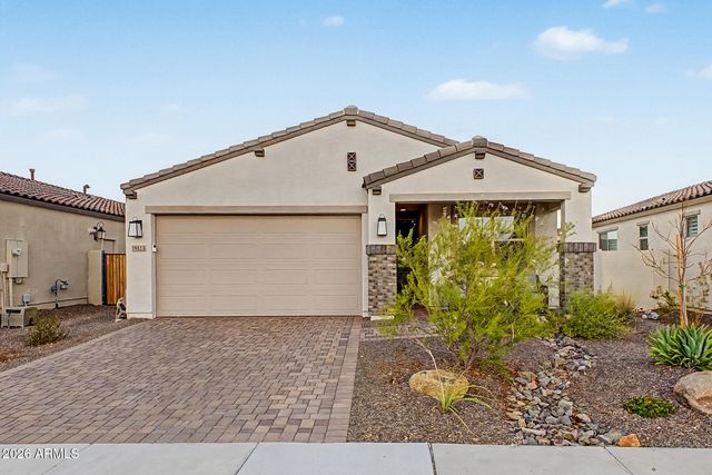 18123 W HIDDENVIEW Drive, Goodyear, AZ 85338