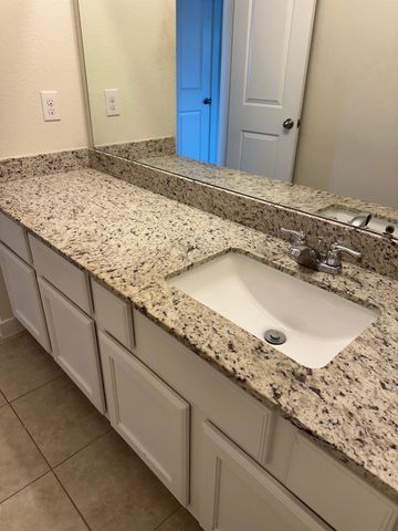 5038 Azalea Trace Drive, Houston, TX 77066