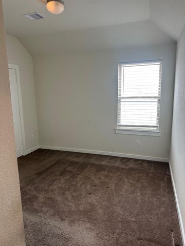 5038 Azalea Trace Drive, Houston, TX 77066