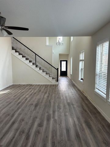 5038 Azalea Trace Drive, Houston, TX 77066