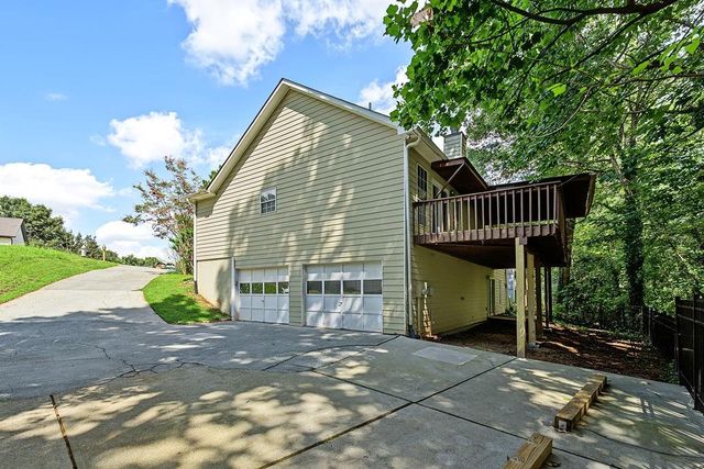 176 Shallow Ridge Lane NE, Kennesaw, GA 30144
