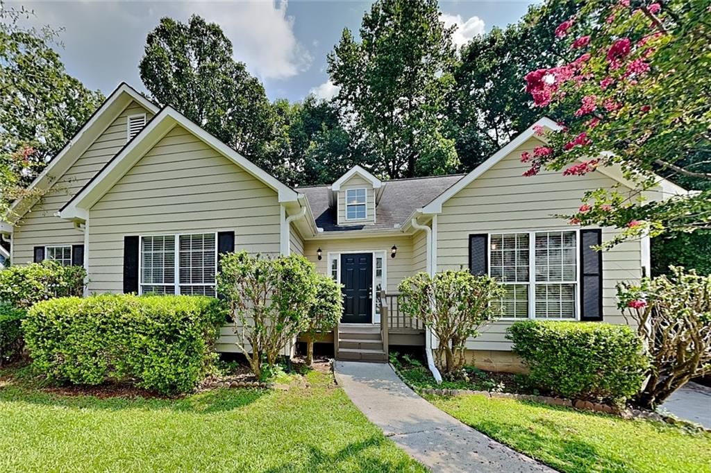 176 Shallow Ridge Lane NE, Kennesaw, GA 30144