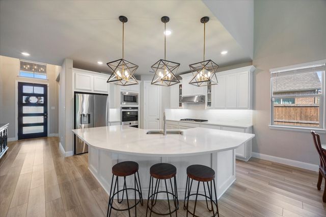 7504 Larson Lane, Rowlett, TX 75089