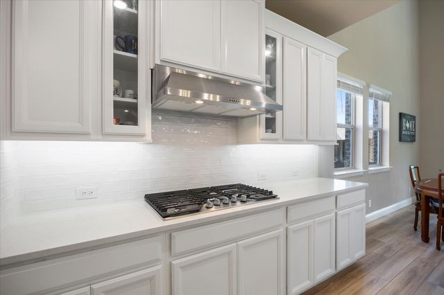 7504 Larson Lane, Rowlett, TX 75089