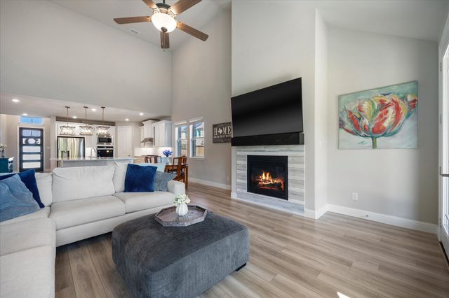 7504 Larson Lane, Rowlett, TX 75089