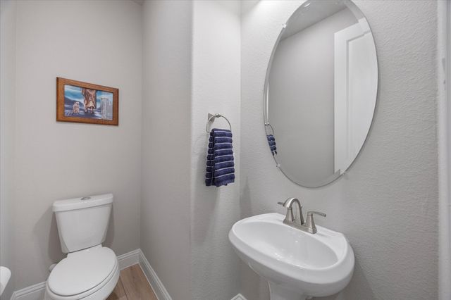 7504 Larson Lane, Rowlett, TX 75089