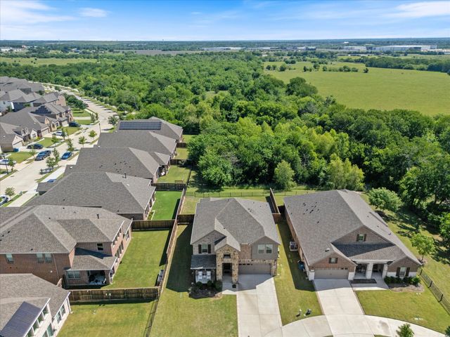 7504 Larson Lane, Rowlett, TX 75089