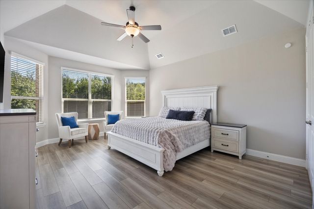 7504 Larson Lane, Rowlett, TX 75089