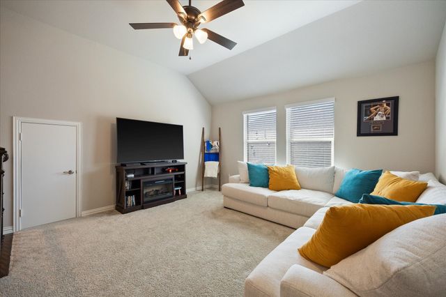 7504 Larson Lane, Rowlett, TX 75089