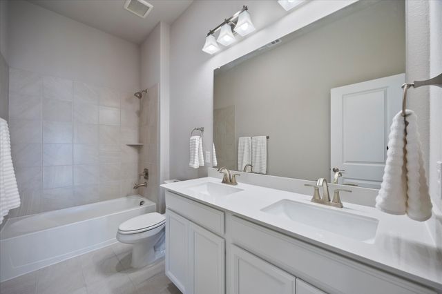 7504 Larson Lane, Rowlett, TX 75089