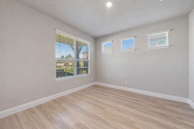 7504 Larson Lane, Rowlett, TX 75089