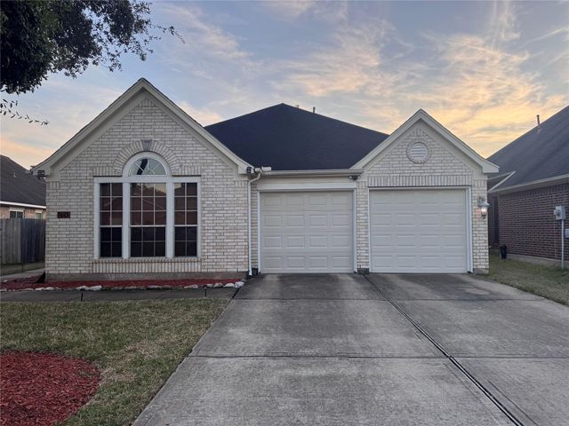 17243 Rush Trace Court, Houston, TX 77095