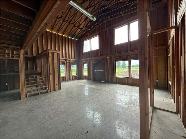 1411 S Hudnall Road, Oak Grove, MO 64075
