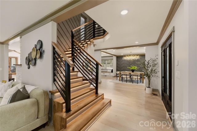 2919 Colony Road, Charlotte, NC 28211
