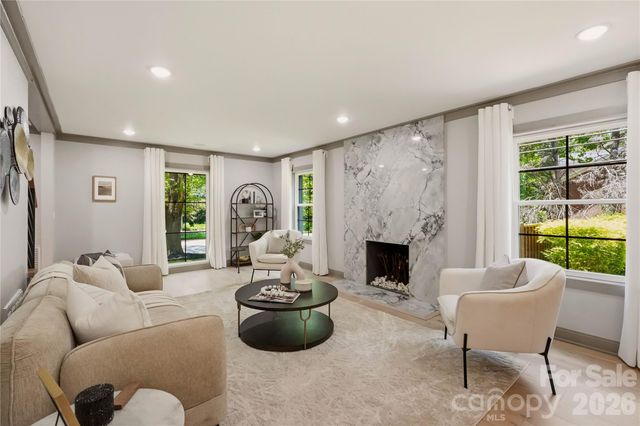 2919 Colony Road, Charlotte, NC 28211