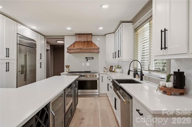 2919 Colony Road, Charlotte, NC 28211