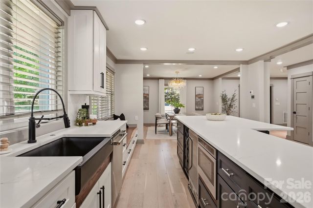 2919 Colony Road, Charlotte, NC 28211