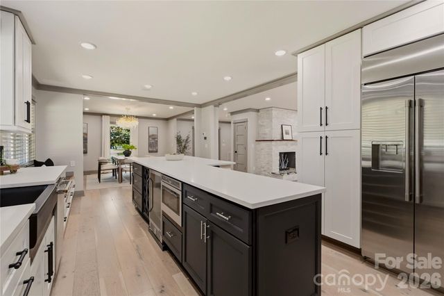 2919 Colony Road, Charlotte, NC 28211