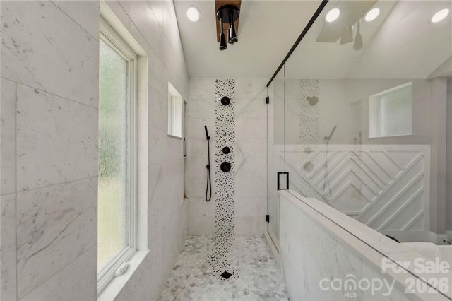 2919 Colony Road, Charlotte, NC 28211