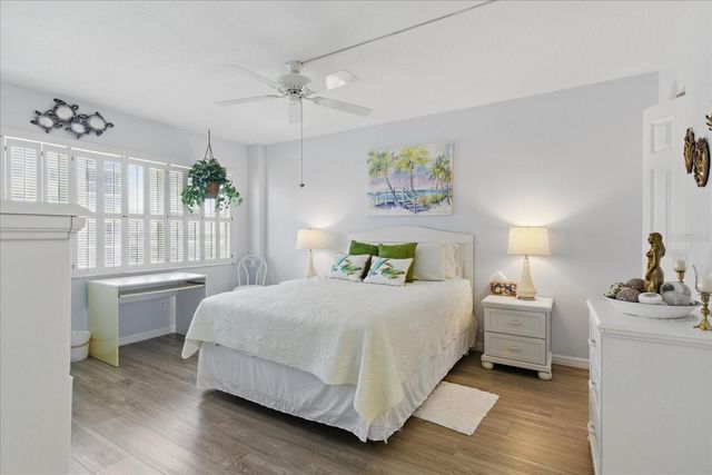 244 SAINT AUGUSTINE 605, Venice, FL 34285