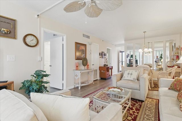 244 SAINT AUGUSTINE 605, Venice, FL 34285