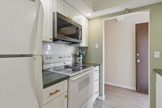 244 SAINT AUGUSTINE 605, Venice, FL 34285