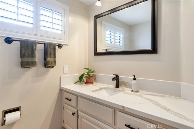 2429 Cliff Road, Upland, CA 91784