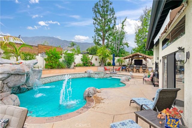 2429 Cliff Road, Upland, CA 91784