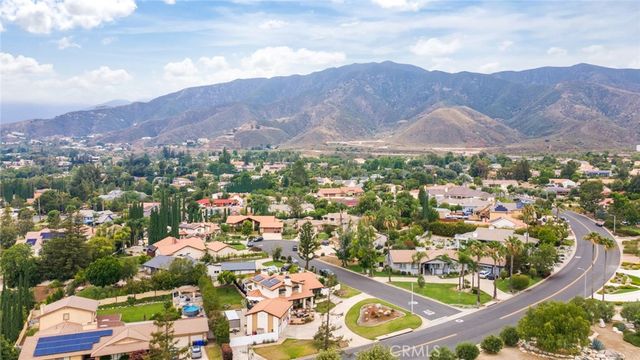 2429 Cliff Road, Upland, CA 91784