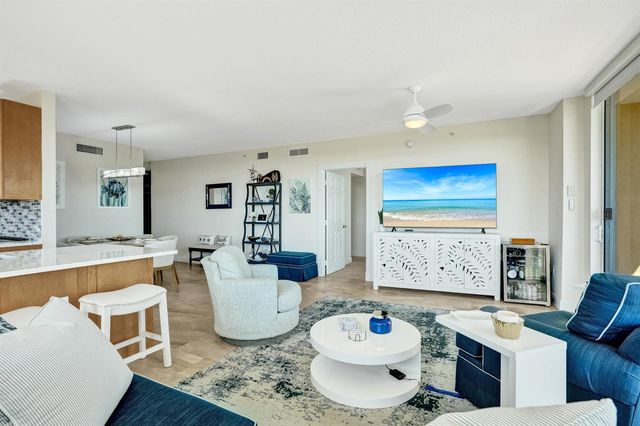 625 Casa Loma Boulevard 602, Boynton Beach, FL 33435