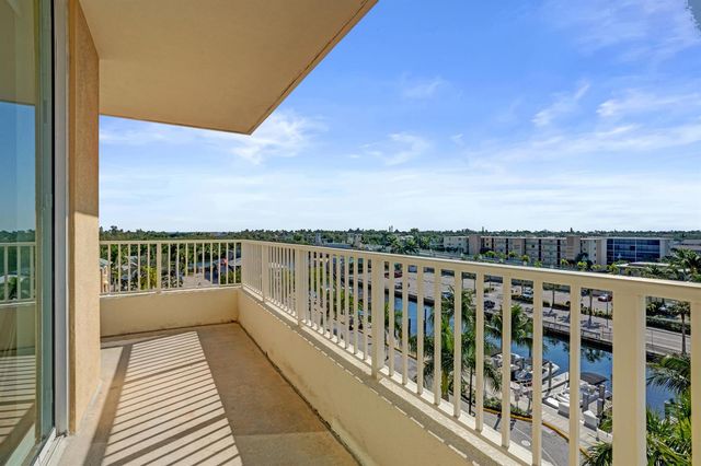 625 Casa Loma Boulevard 602, Boynton Beach, FL 33435