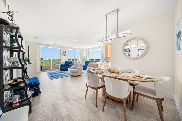625 Casa Loma Boulevard 602, Boynton Beach, FL 33435