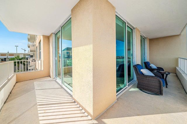 625 Casa Loma Boulevard 602, Boynton Beach, FL 33435