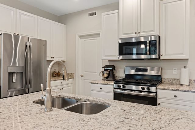 226 Audrey Dr, Spring Hill, TN 37174