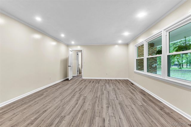336 STONE RIVER Loop, Wetumpka, AL 36092