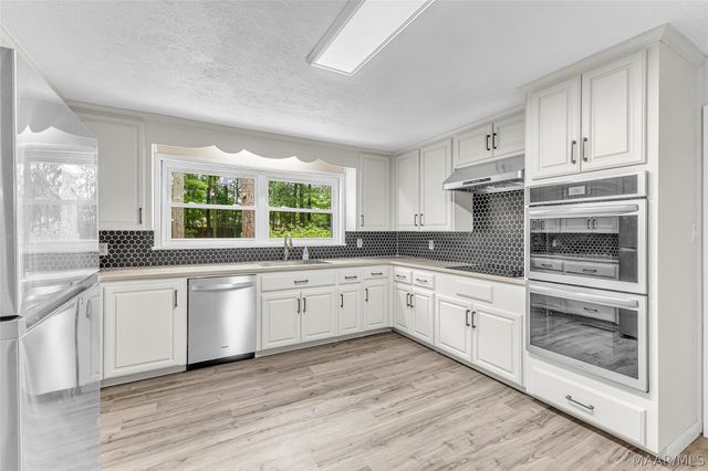 336 STONE RIVER Loop, Wetumpka, AL 36092