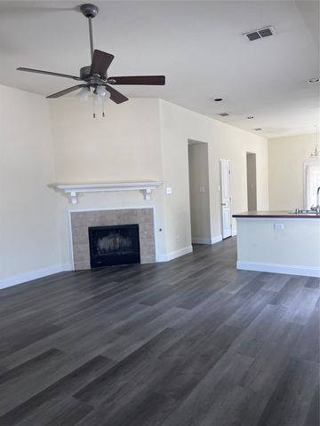 13728 Village Vista Drive, Fort Worth, TX 76052