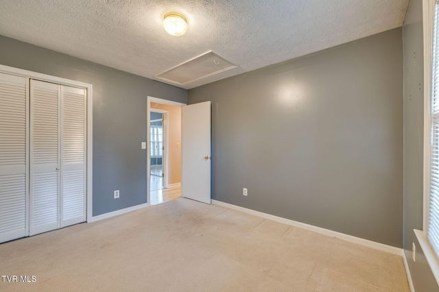 2809 Oak Cliff Court, Johnson City, TN 37601