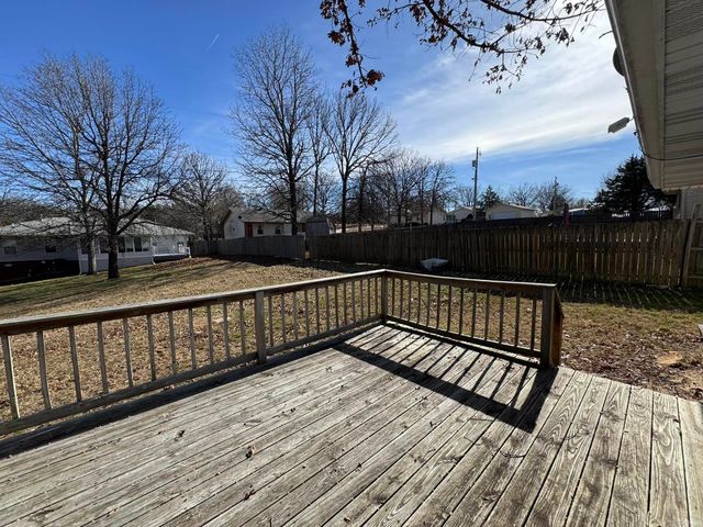 321 Cooper Street, Mountain Home, AR 72653