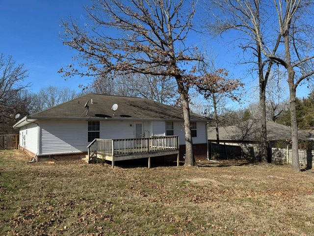 321 Cooper Street, Mountain Home, AR 72653