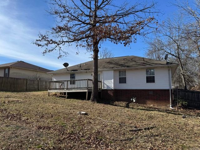 321 Cooper Street, Mountain Home, AR 72653