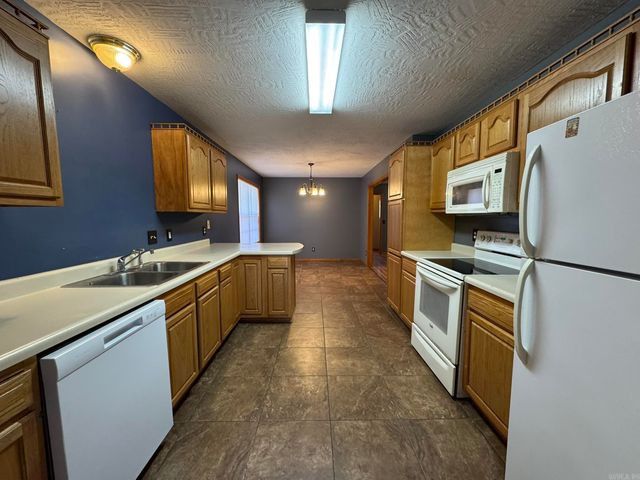 321 Cooper Street, Mountain Home, AR 72653