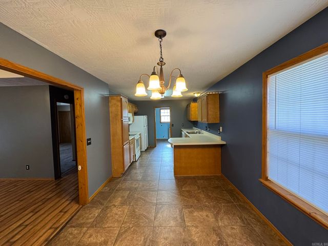 321 Cooper Street, Mountain Home, AR 72653