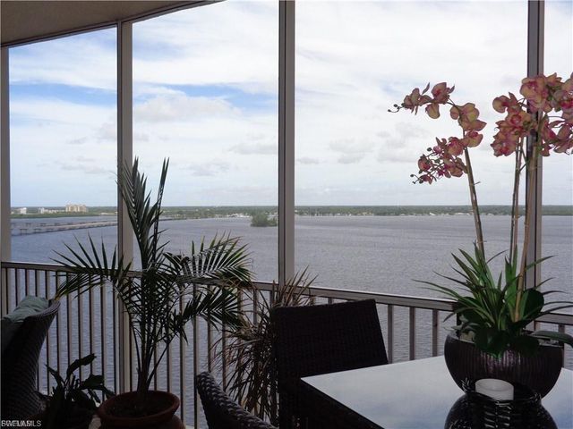 2743 1st ST 1504, Fort Myers, FL 33916