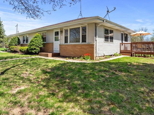 813 Riverview DRIVE, Plymouth, WI 53073